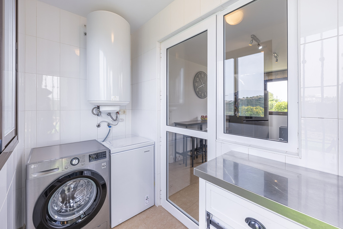 3 Bed Townhouse for sale in La Alcaidesa Costa Del Sol, Cádiz, Spain