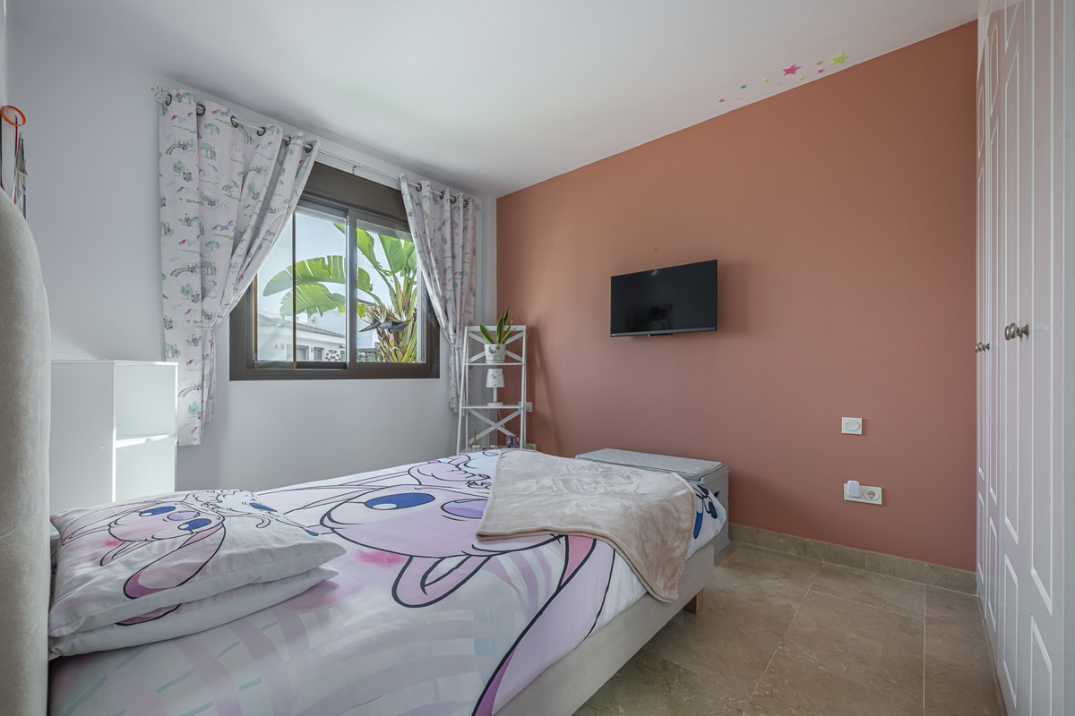 3 Bed Townhouse for sale in La Alcaidesa Costa Del Sol, Cádiz, Spain
