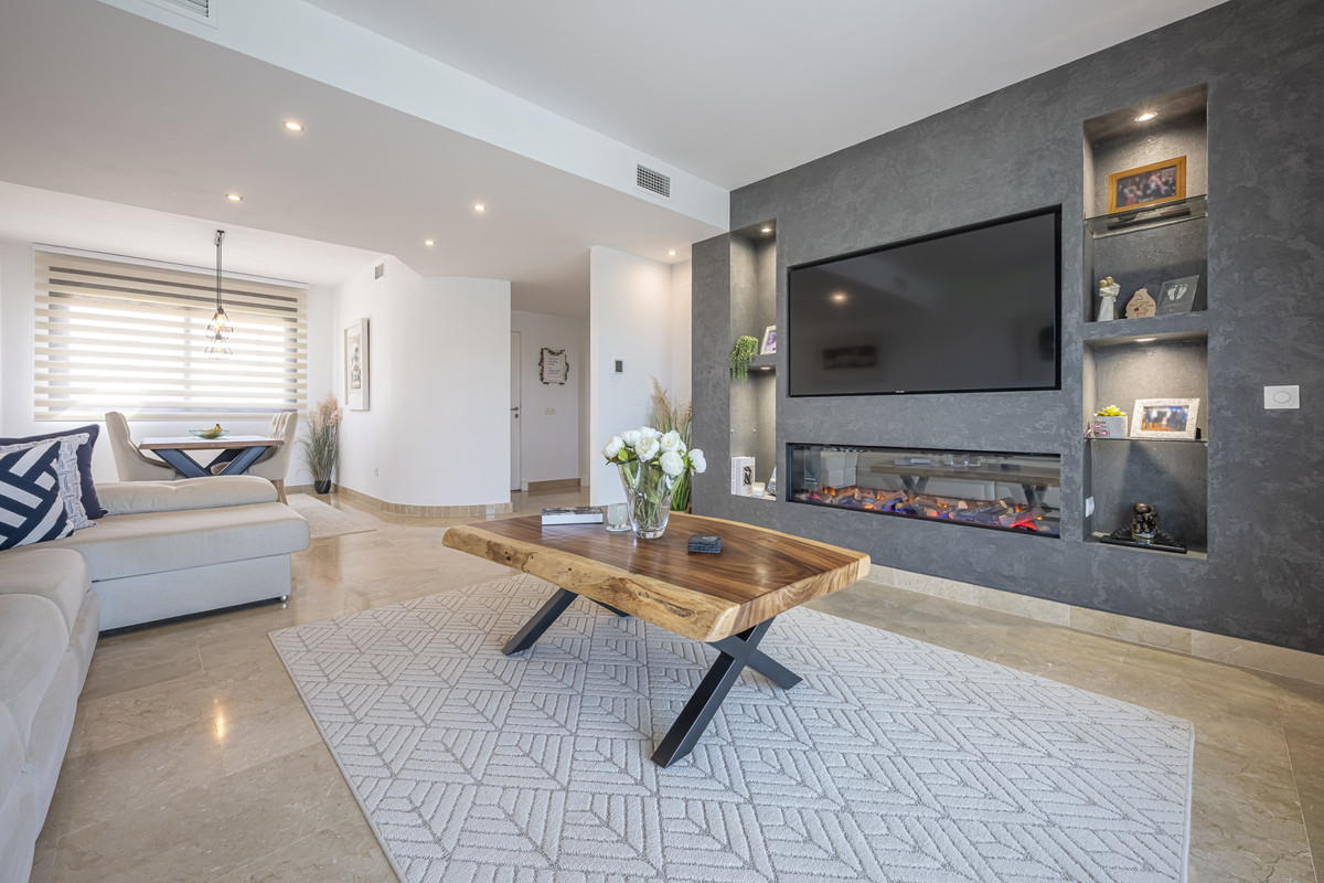 3 Bed Townhouse for sale in La Alcaidesa Costa Del Sol, Cádiz, Spain