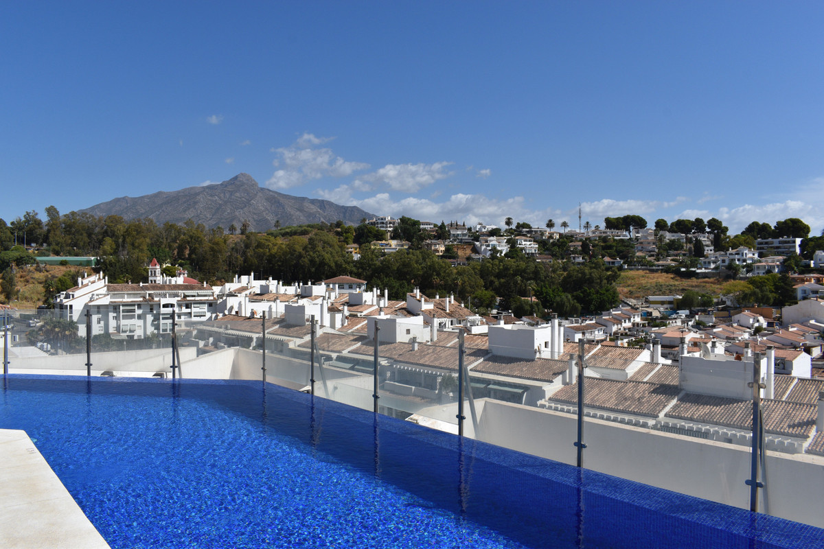 3 Bed Apartment for sale in Nueva Andalucía Costa Del Sol, Málaga, Spain