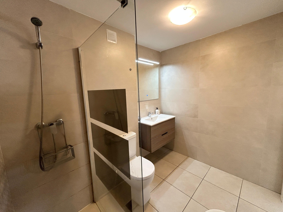 3 Bed Apartment for sale in Nueva Andalucía Costa Del Sol, Málaga, Spain
