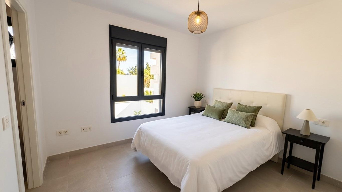 Se vende Adosada de 2 dormitorios en Costa Del Sol, Málaga, España