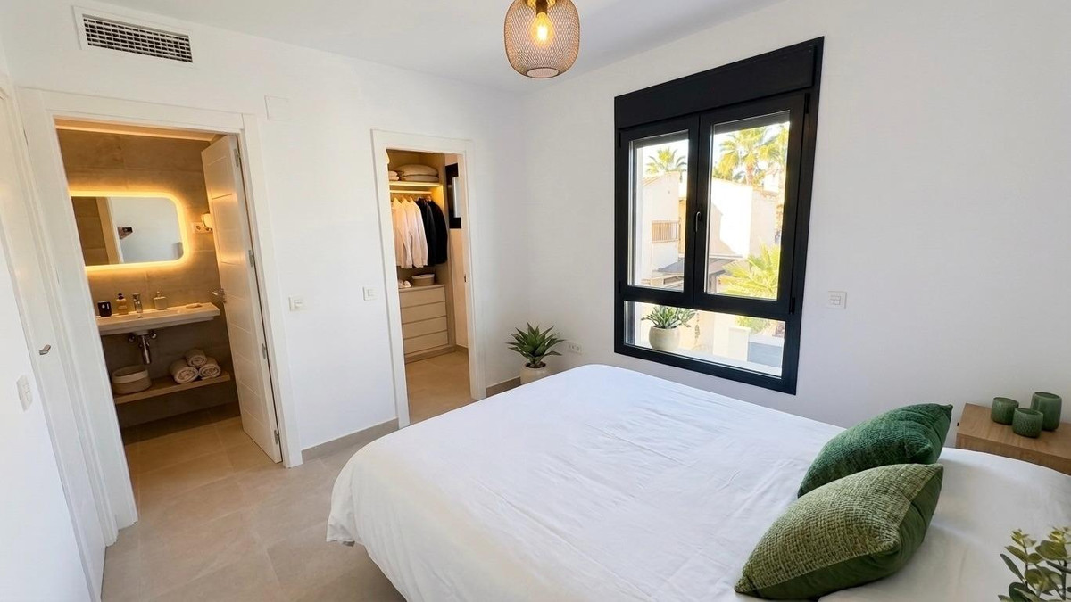 Se vende Adosada de 2 dormitorios en Costa Del Sol, Málaga, España