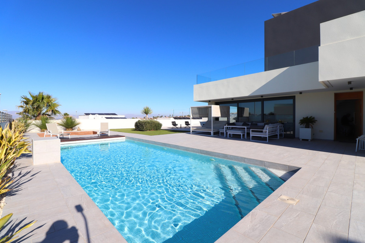 3 Bed Townhouse for sale in Benimar Costa Blanca, Alicante, Spain