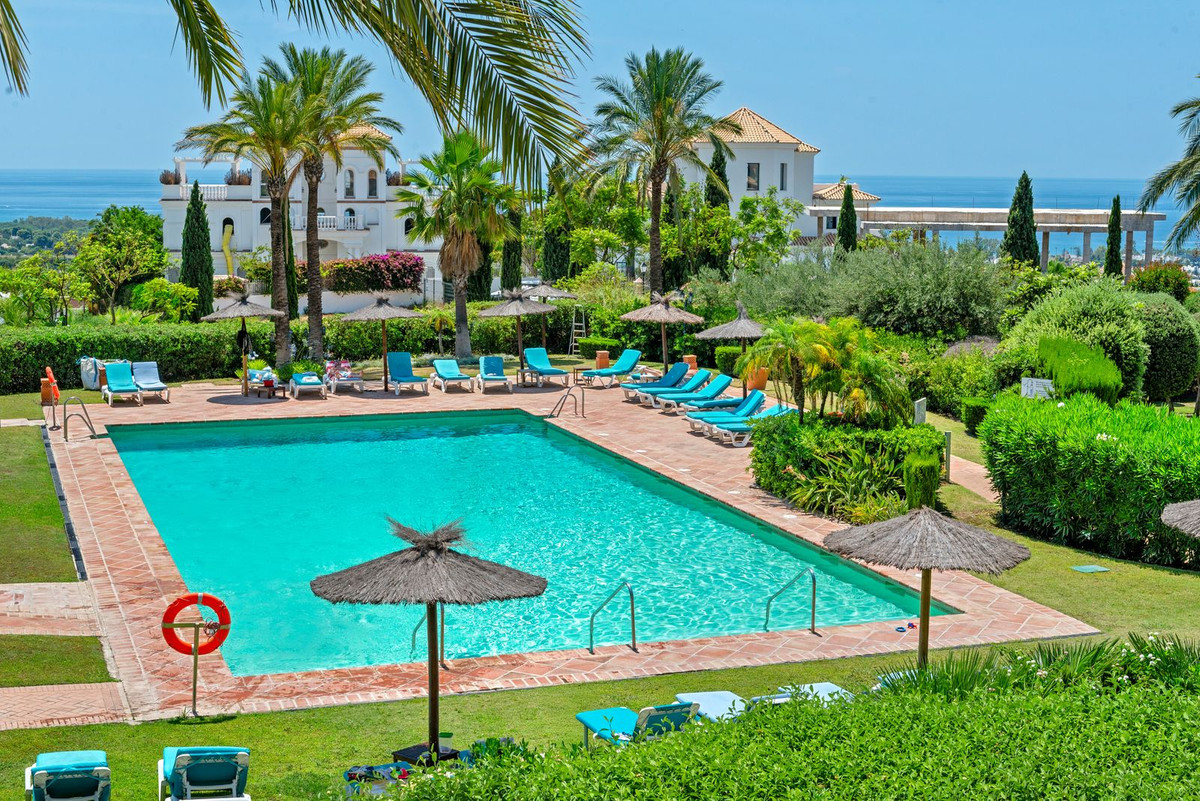 3 Bed Apartment for sale in Los Flamingos Costa Del Sol, Málaga, Spain