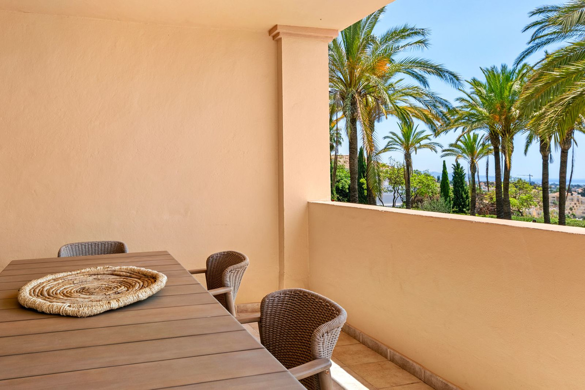 3 Bed Apartment for sale in Los Flamingos Costa Del Sol, Málaga, Spain
