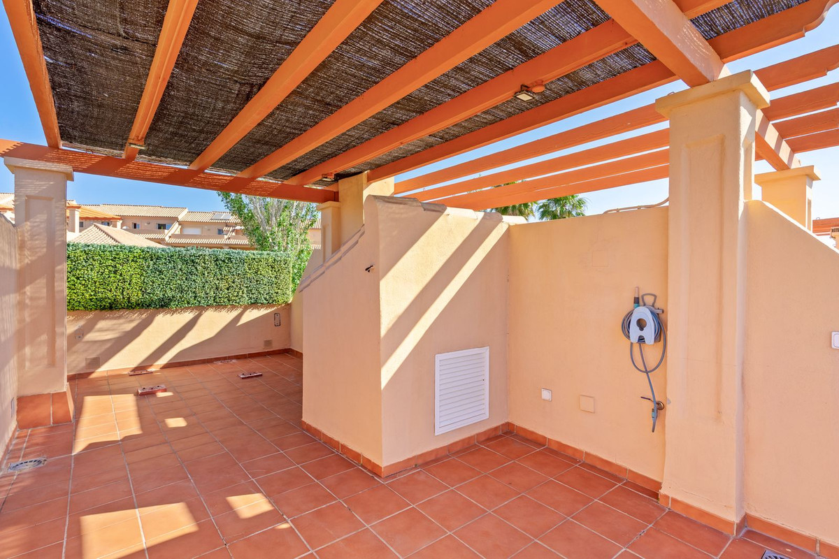 3 Bed Townhouse for sale in Estepona Costa Del Sol, Málaga, Spain