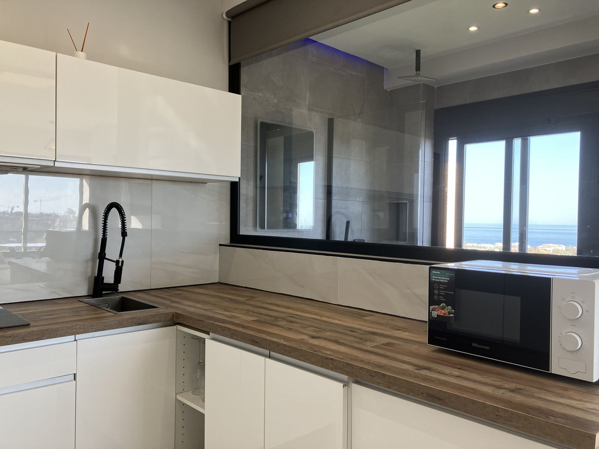 1 Bed Apartment for sale in Aloha Costa Del Sol, Málaga, Spain