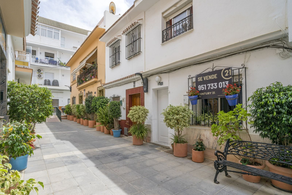 2 Bed Townhouse for sale in La Cala De Mijas Costa Del Sol, Málaga, Spain