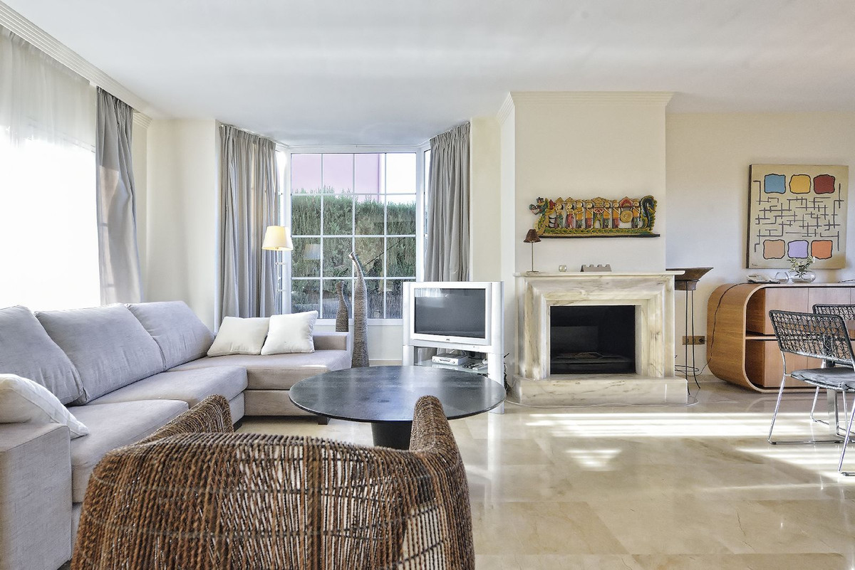 3 Bed Townhouse for sale in Torrequebrada Costa Del Sol, Málaga, Spain