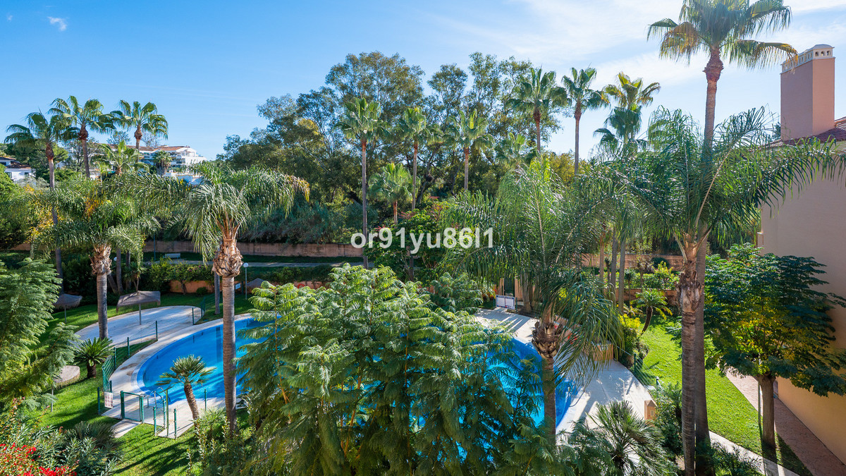 3 Bed Apartment for sale in Marbesa Costa Del Sol, Málaga, Spain