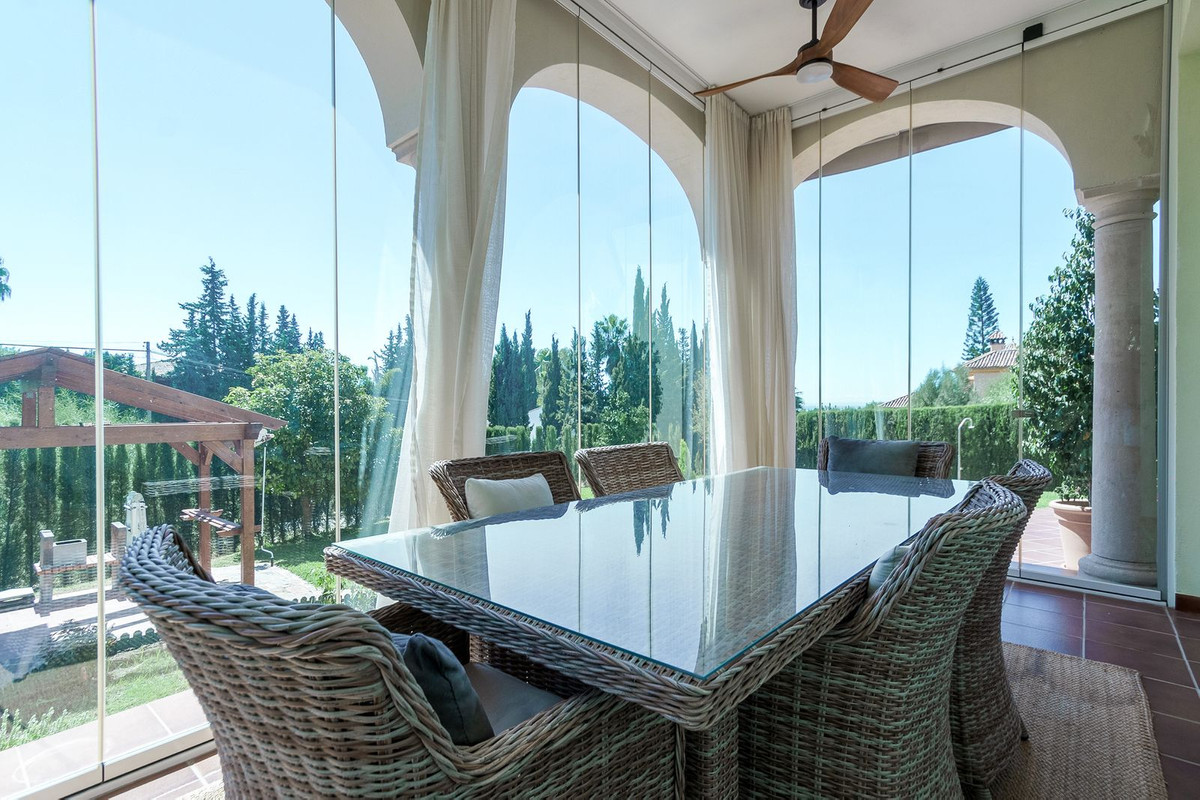 Se vende Villa - Chalet de 5 dormitorios en Costa Del Sol, Málaga, España