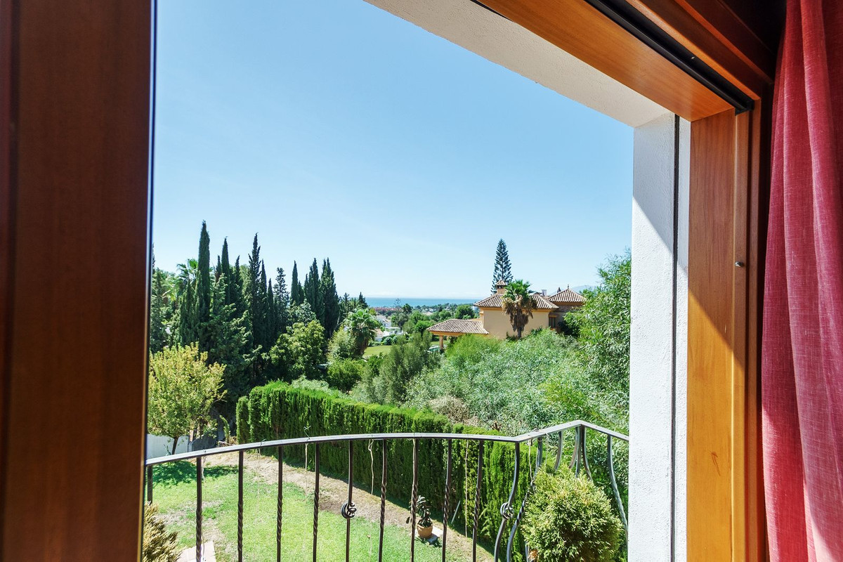 Se vende Villa - Chalet de 5 dormitorios en Costa Del Sol, Málaga, España