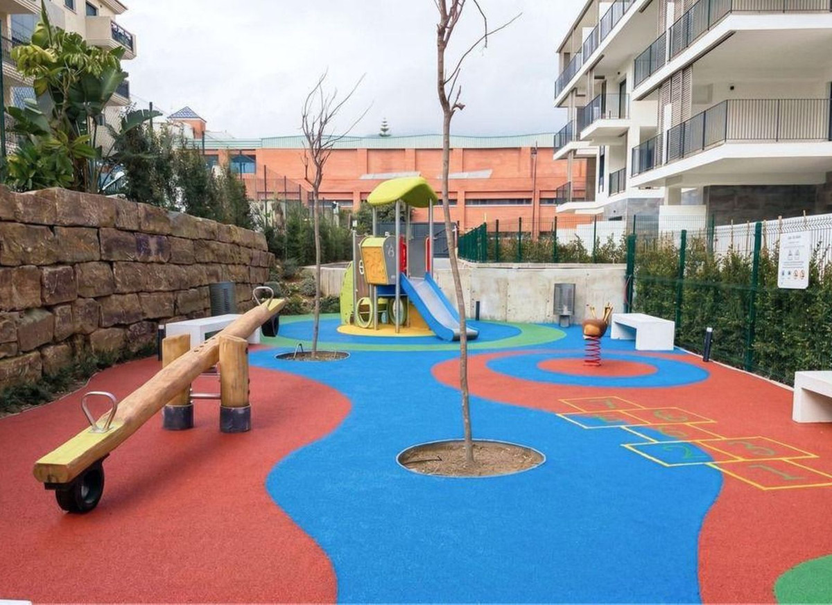2 Bed Apartment for sale in Estepona Costa Del Sol, Málaga, Spain