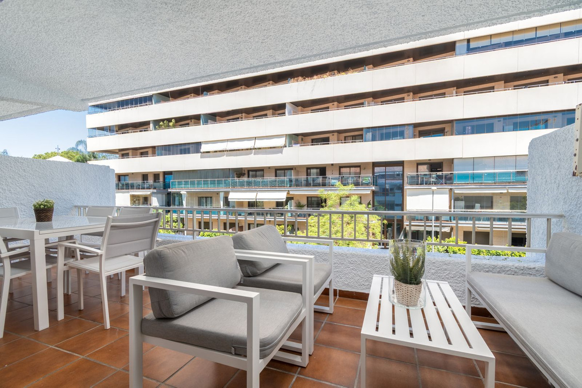 1 Bed Apartment for sale in The Golden Mile Costa Del Sol, Málaga, Spain