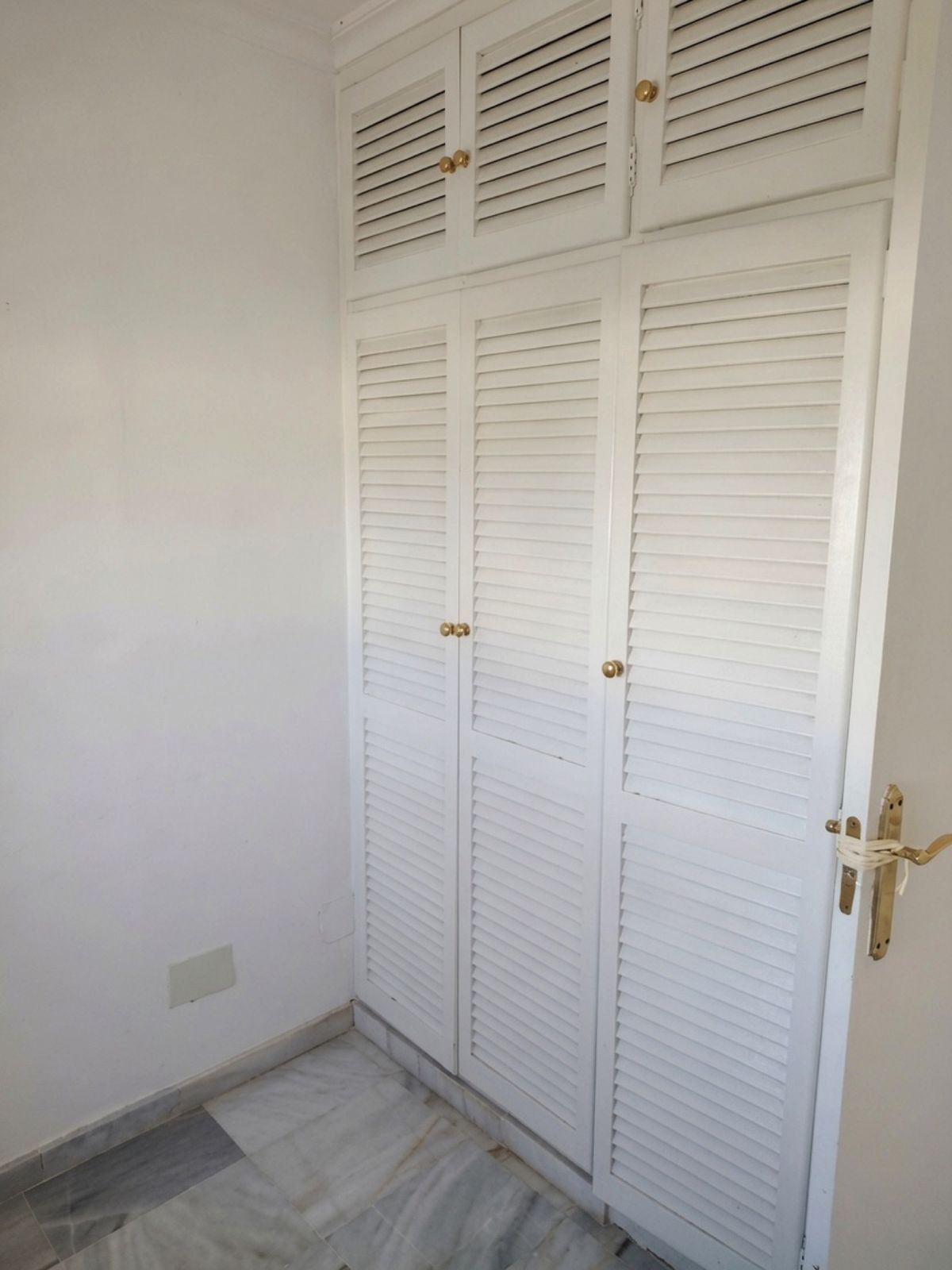 3 Bed Apartment for sale in Marbella Costa Del Sol, Málaga, Spain