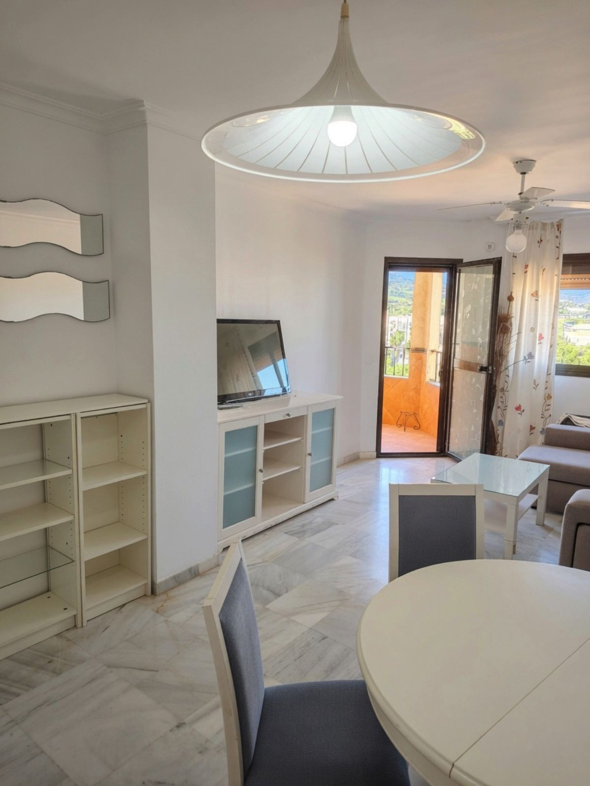 3 Bed Apartment for sale in Marbella Costa Del Sol, Málaga, Spain