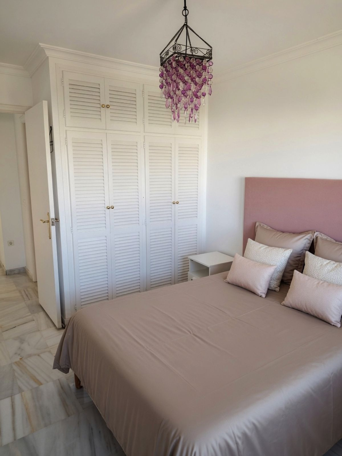 3 Bed Apartment for sale in Marbella Costa Del Sol, Málaga, Spain