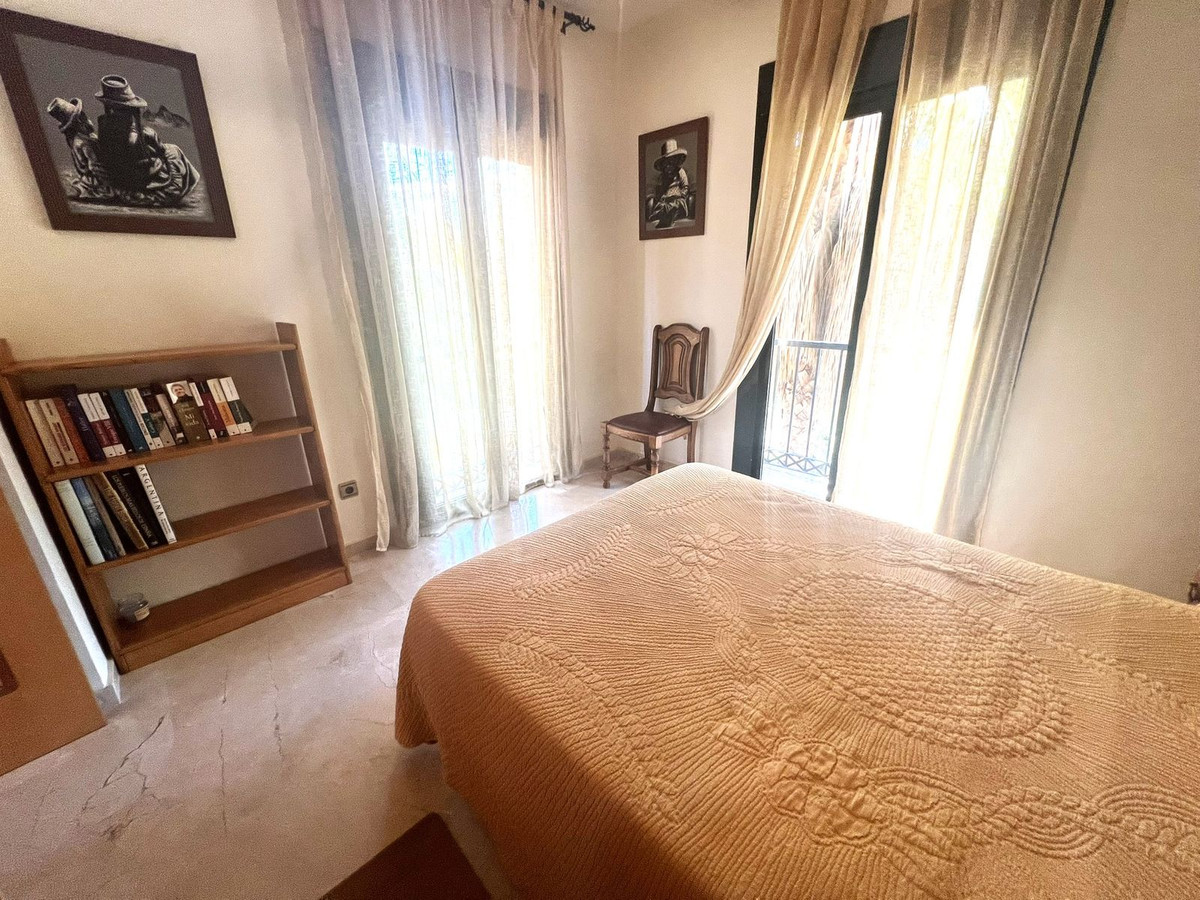 3 Bed Apartment for sale in Atalaya Costa Del Sol, Málaga, Spain