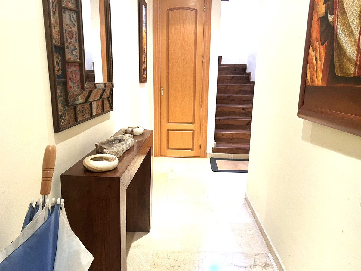 3 Bed Apartment for sale in Atalaya Costa Del Sol, Málaga, Spain