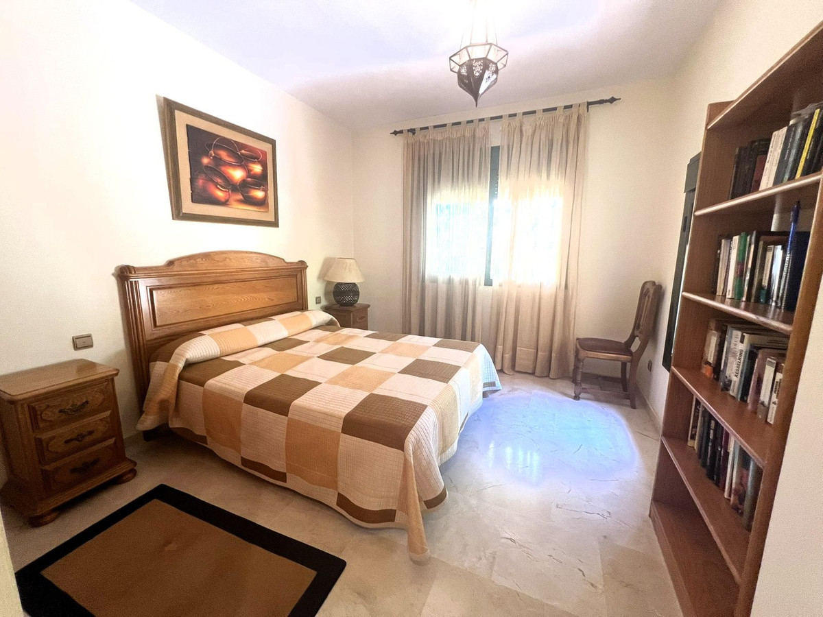 3 Bed Apartment for sale in Atalaya Costa Del Sol, Málaga, Spain