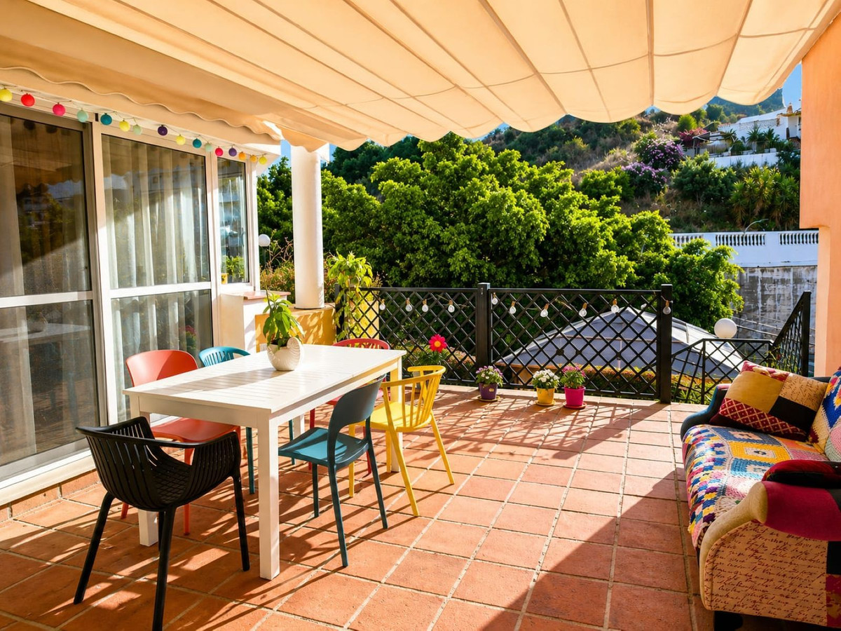 3 Bed Townhouse for sale in Torremar Costa Del Sol, Málaga, Spain