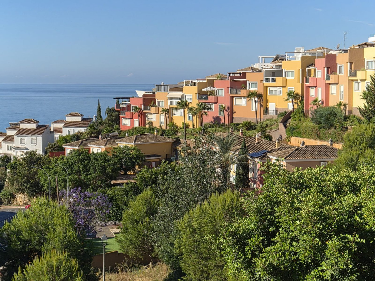 3 Bed Townhouse for sale in Torremar Costa Del Sol, Málaga, Spain