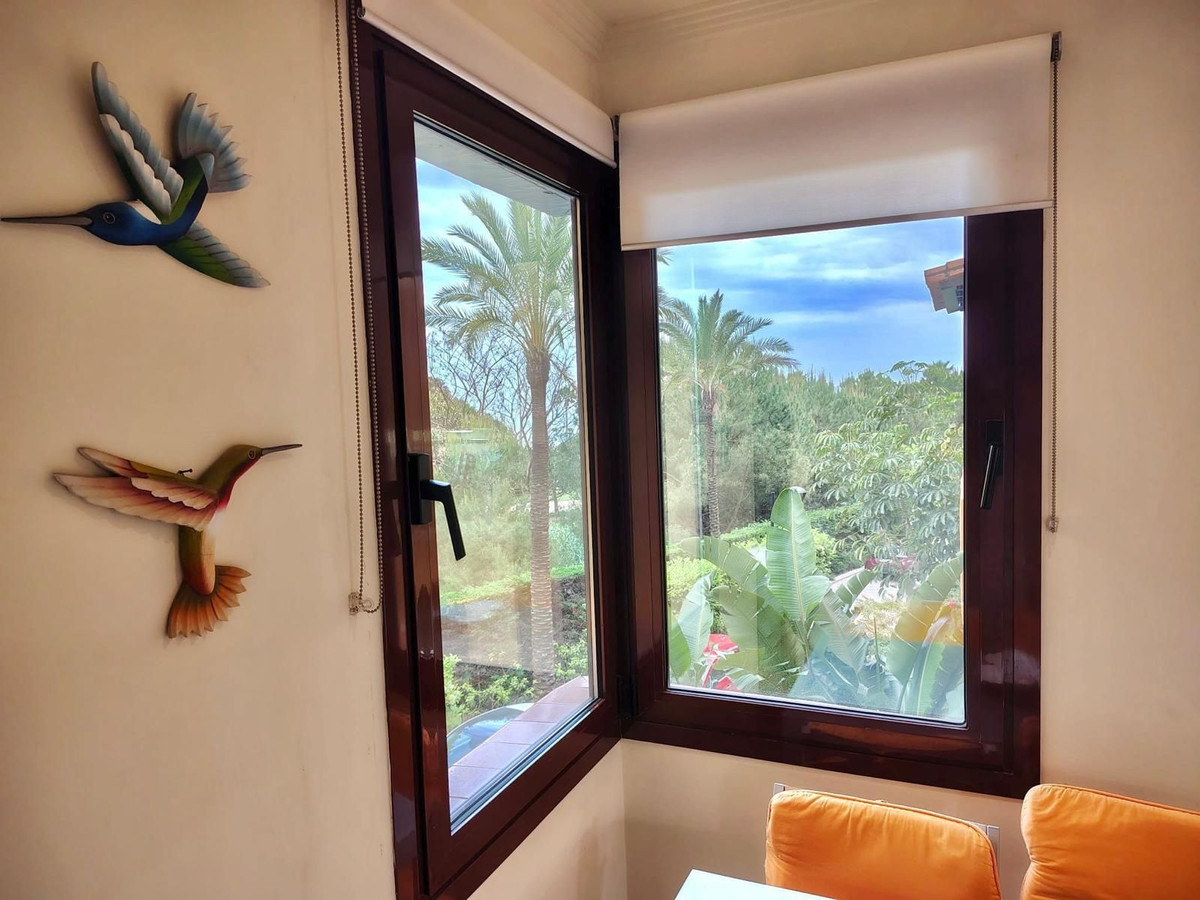 3 Bed Apartment for sale in Estepona Costa Del Sol, Málaga, Spain