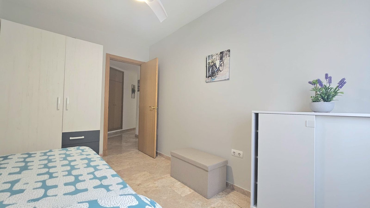3 Bed Apartment for sale in Fuengirola Costa Del Sol, Málaga, Spain