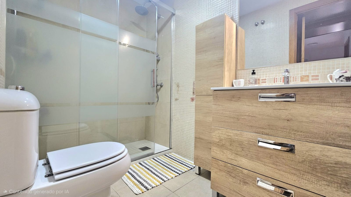 3 Bed Apartment for sale in Fuengirola Costa Del Sol, Málaga, Spain