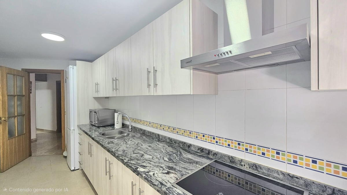 3 Bed Apartment for sale in Fuengirola Costa Del Sol, Málaga, Spain
