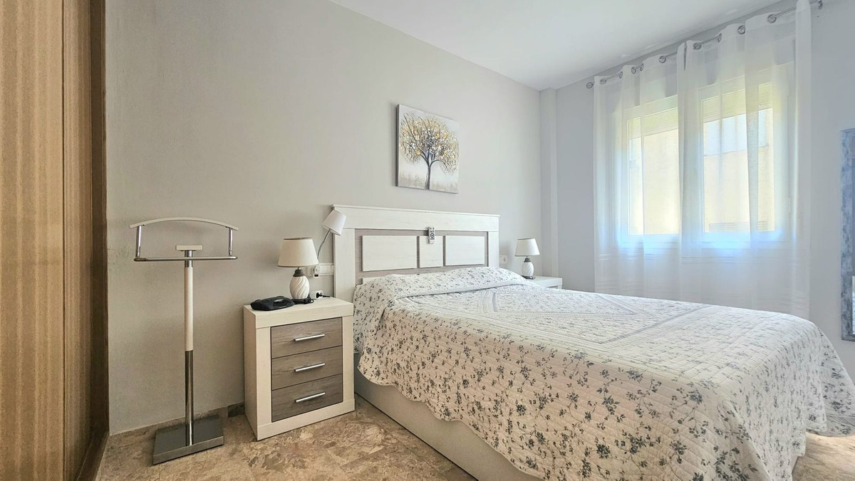 3 Bed Apartment for sale in Fuengirola Costa Del Sol, Málaga, Spain
