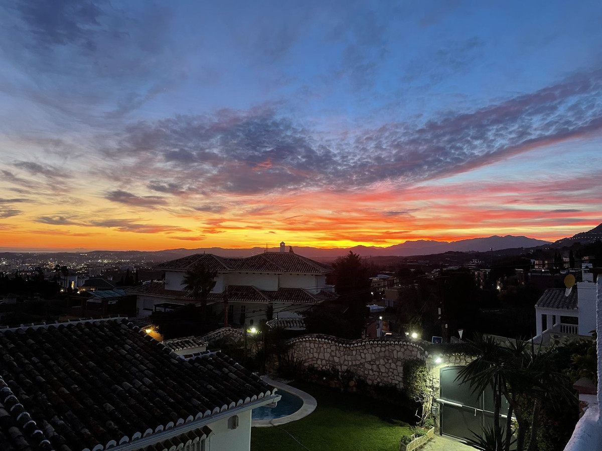 3 Bed Townhouse for sale in Benalmadena Costa Del Sol, Málaga, Spain