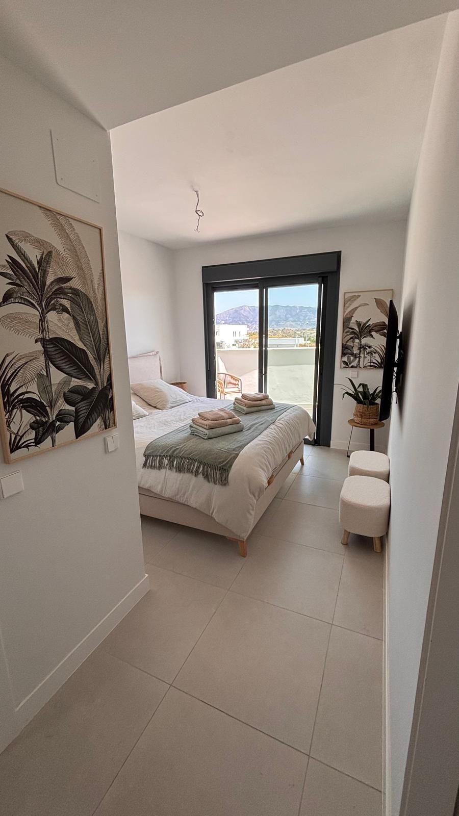 3 Bed Apartment for sale in Calanova Golf Costa Del Sol, Málaga, Spain