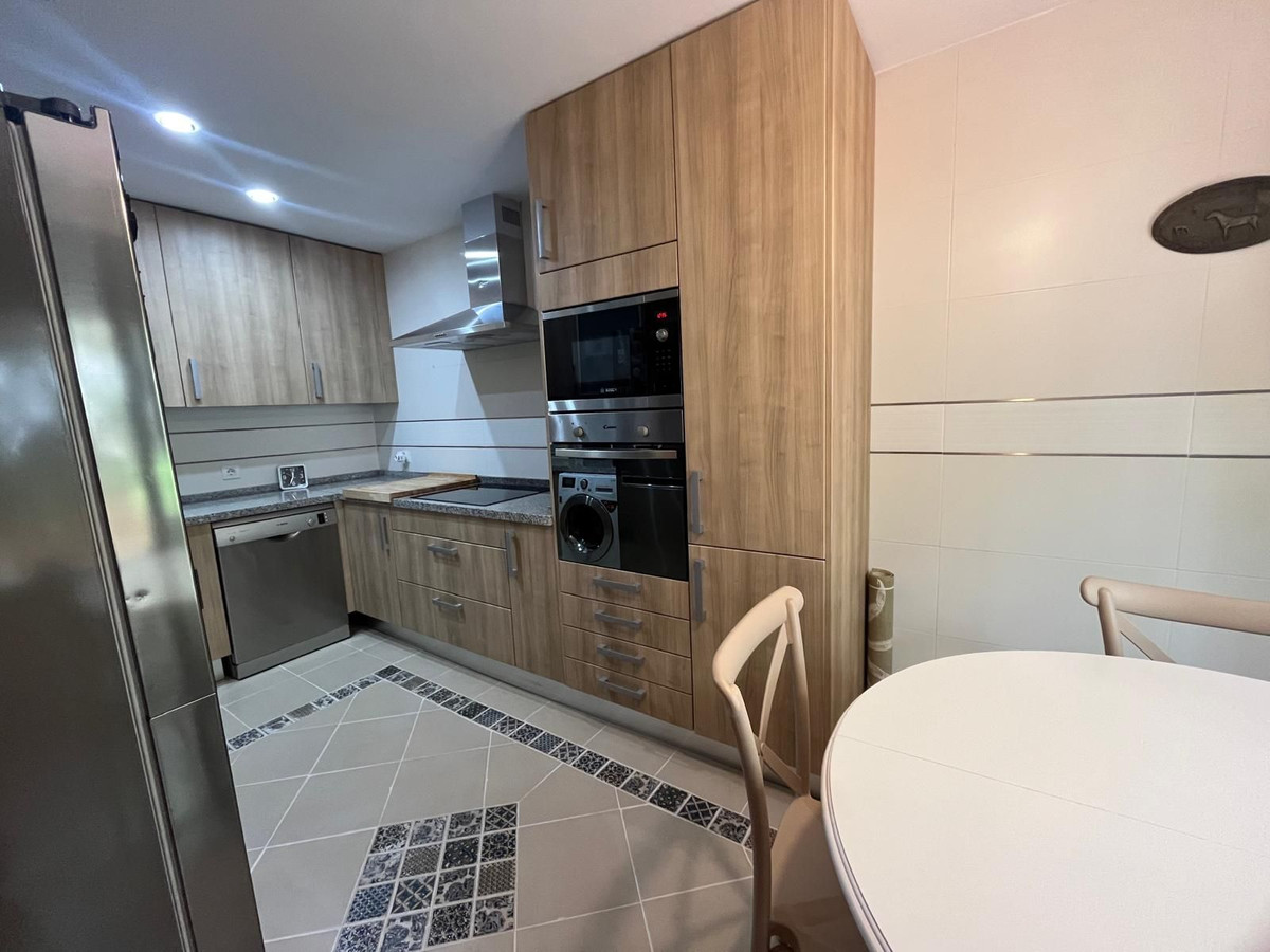 3 Bed Townhouse for sale in Estepona Costa Del Sol, Málaga, Spain