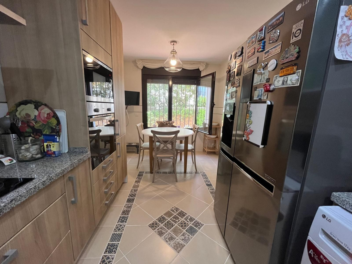 3 Bed Townhouse for sale in Estepona Costa Del Sol, Málaga, Spain