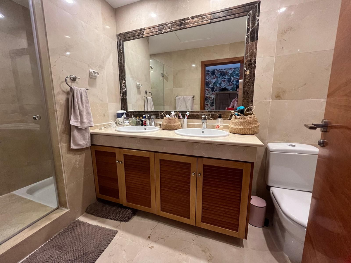 3 Bed Townhouse for sale in Estepona Costa Del Sol, Málaga, Spain