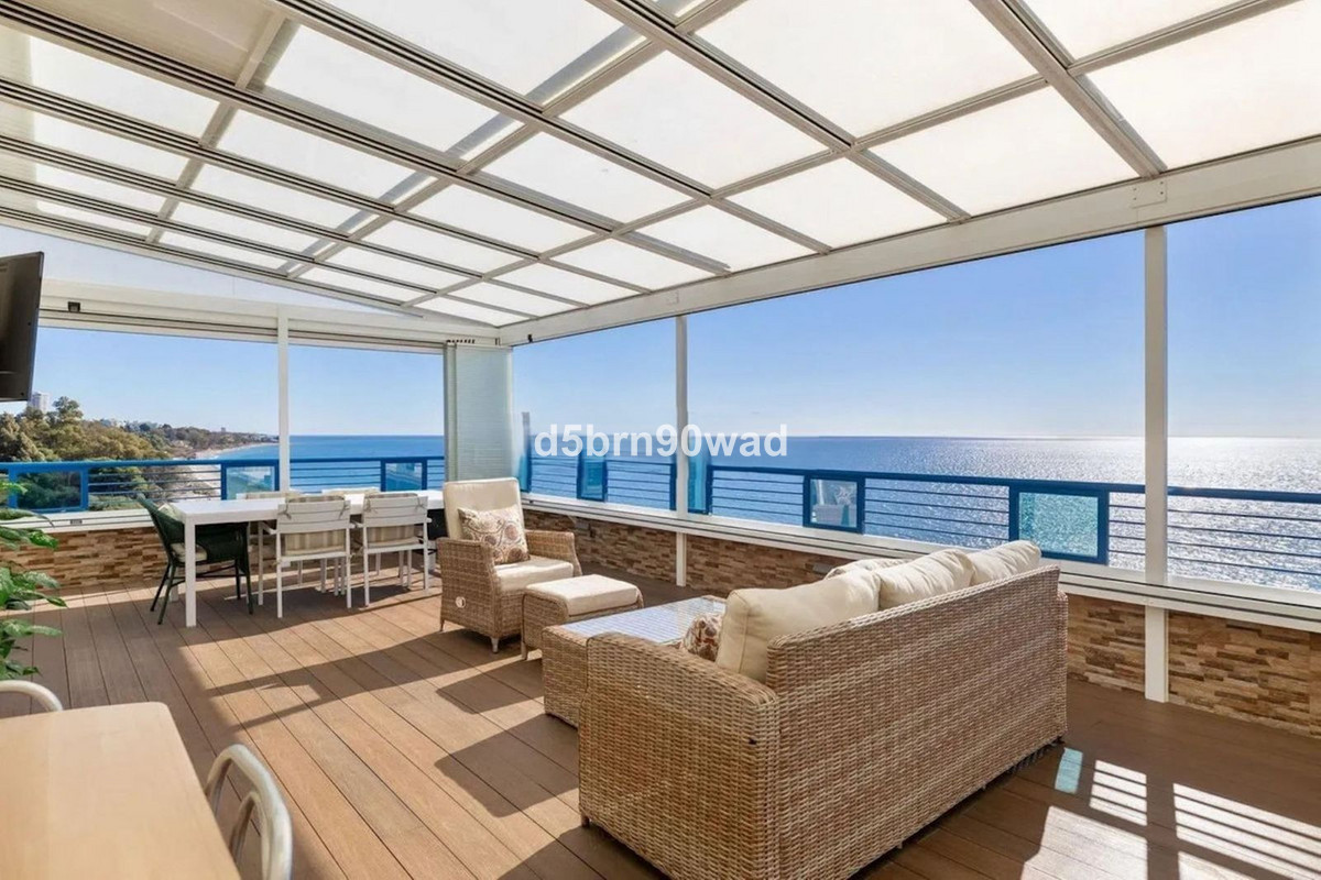 3 Bed Apartment for sale in Marbella Costa Del Sol, Málaga, Spain