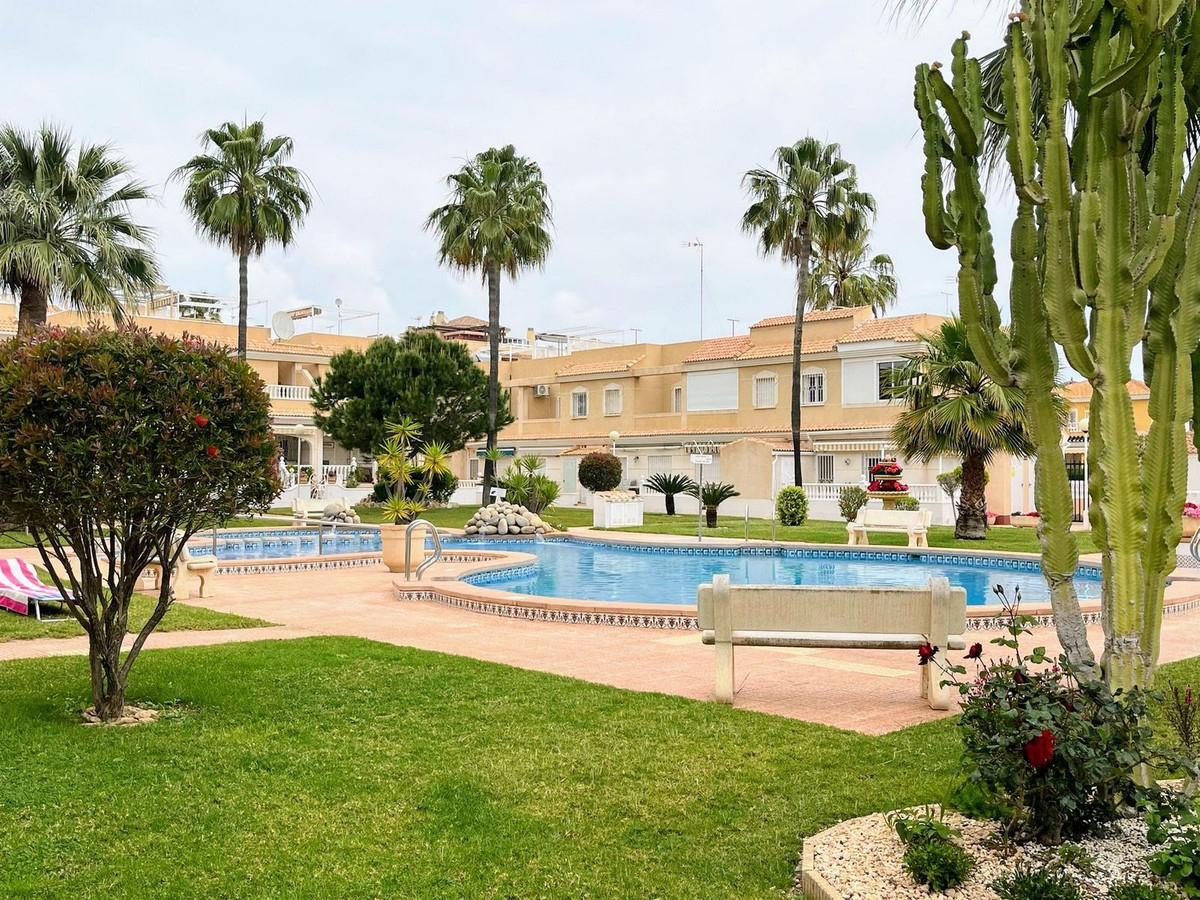2 Bed Apartment for sale in Los Alcazares Costa Calida, Murcia, Spain