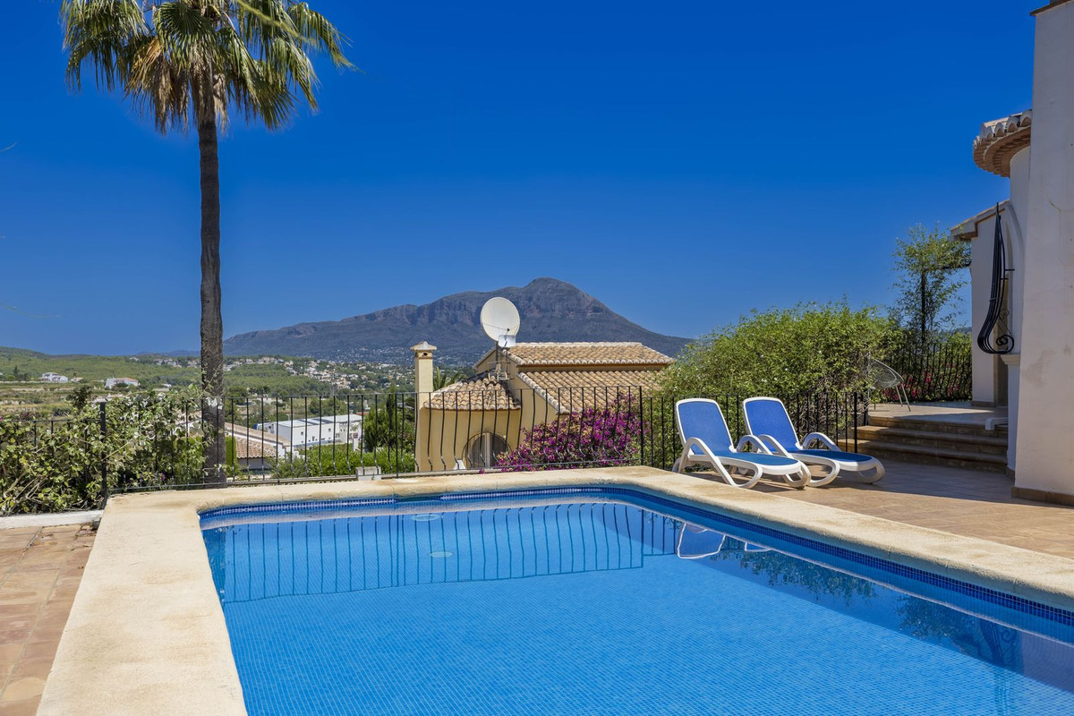4 Bed Townhouse for sale in Benitachell Costa Blanca, Alicante, Spain