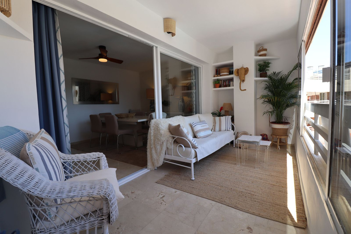 3 Bed Apartment for sale in Marbella Costa Del Sol, Málaga, Spain