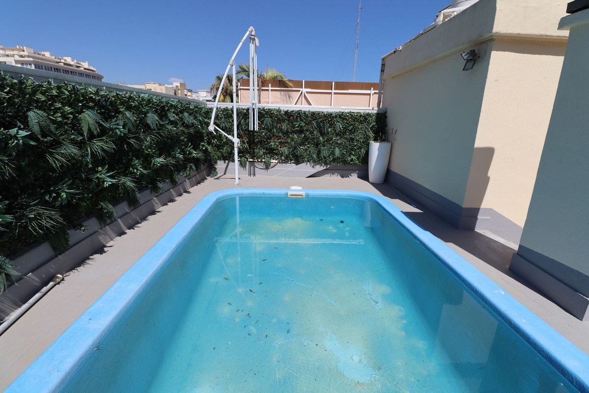 3 Bed Apartment for sale in Marbella Costa Del Sol, Málaga, Spain