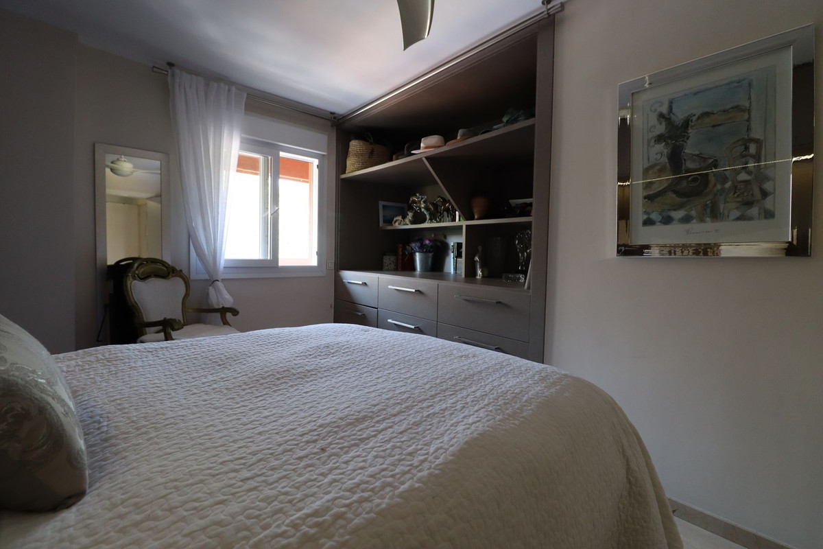 3 Bed Apartment for sale in Marbella Costa Del Sol, Málaga, Spain
