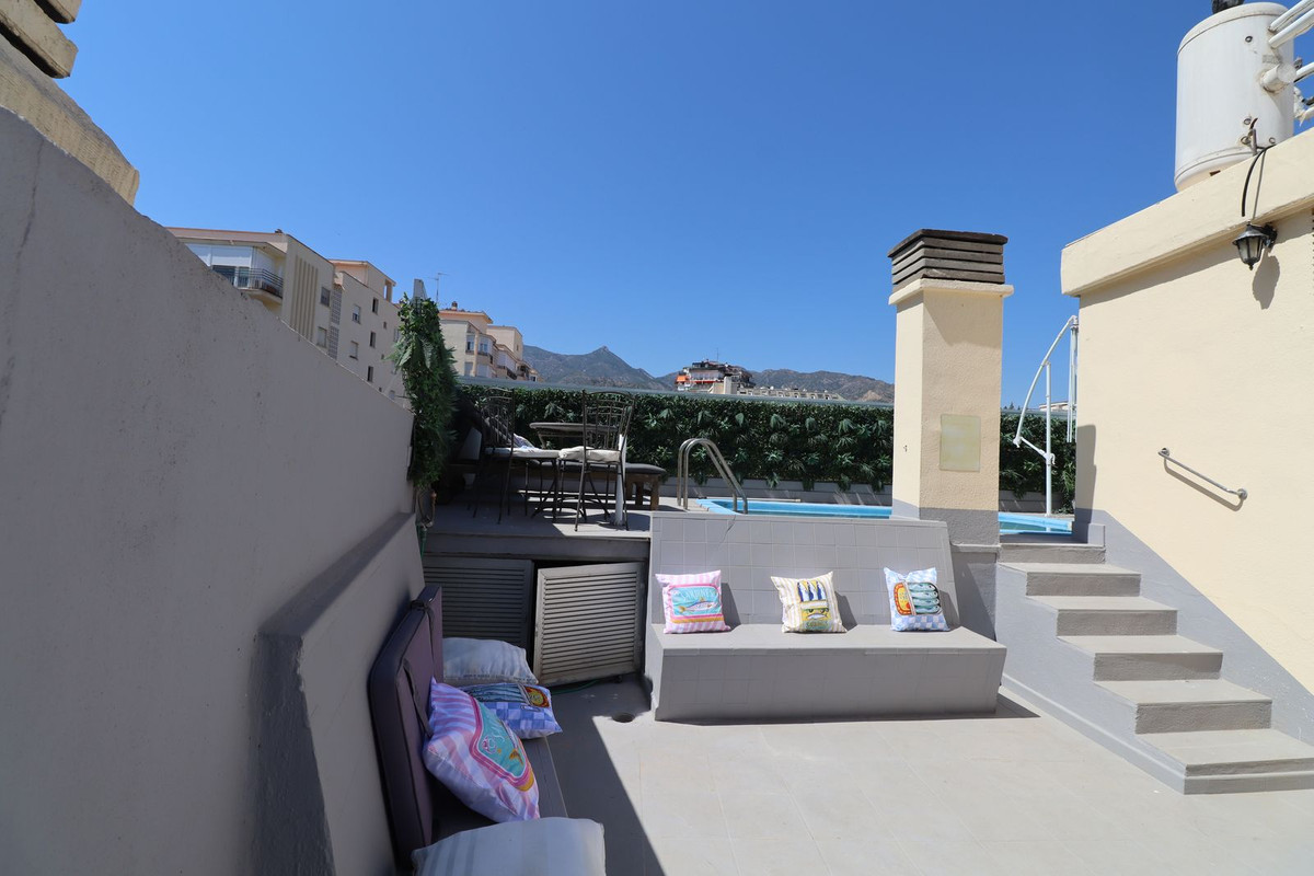 3 Bed Apartment for sale in Marbella Costa Del Sol, Málaga, Spain