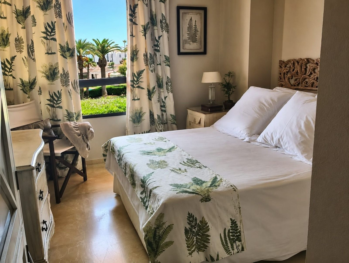 4 Bed Apartment for sale in Sotogrande Marina Costa Del Sol, Cádiz, Spain