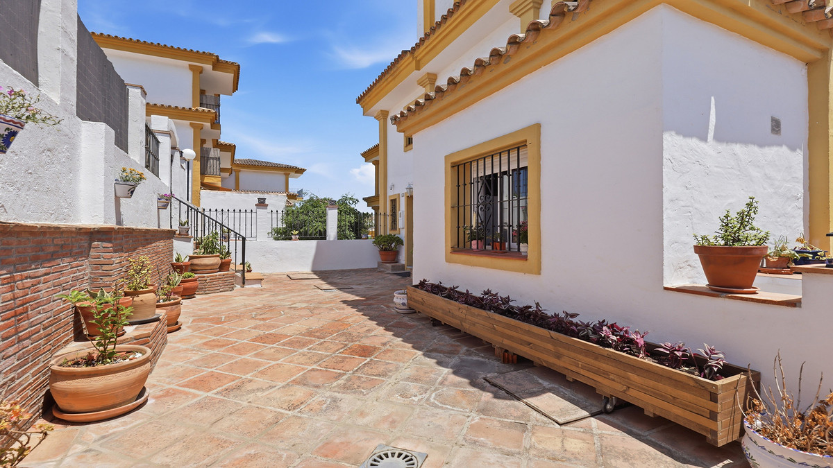 4 Bed Townhouse for sale in Manilva Costa Del Sol, Málaga, Spain