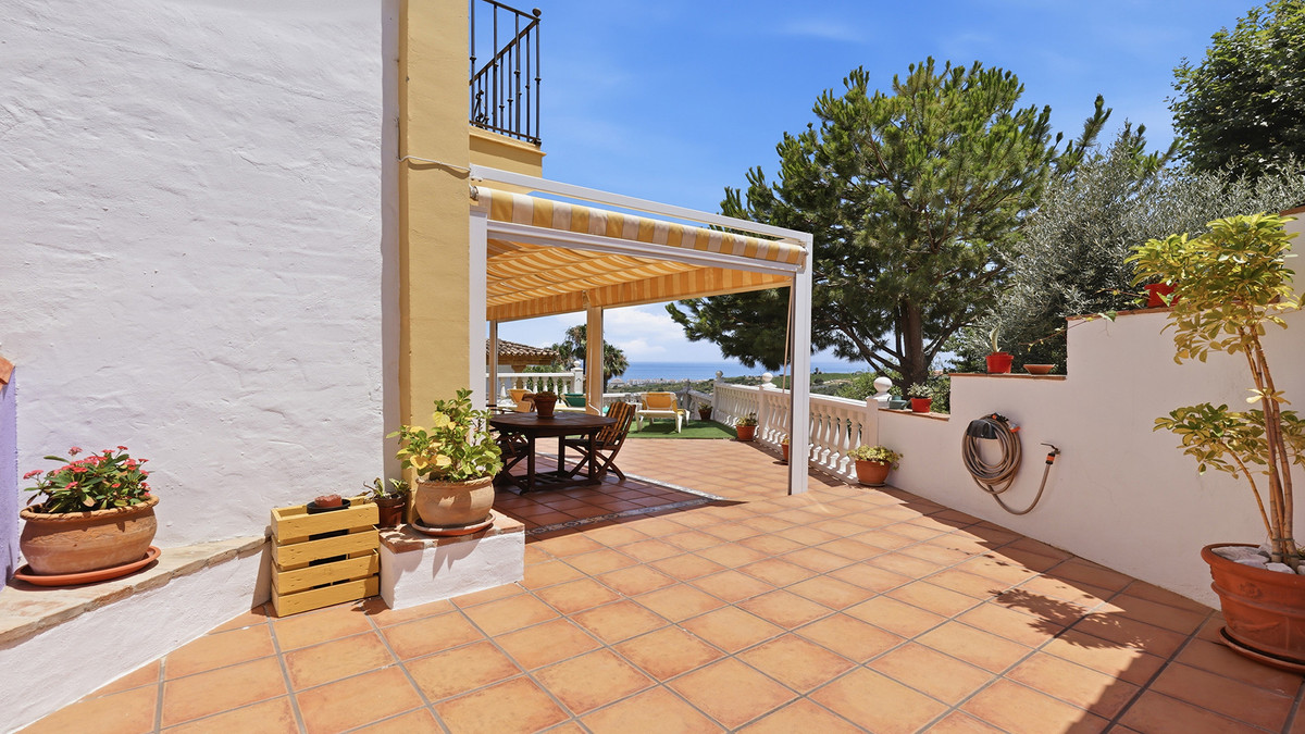 4 Bed Townhouse for sale in Manilva Costa Del Sol, Málaga, Spain