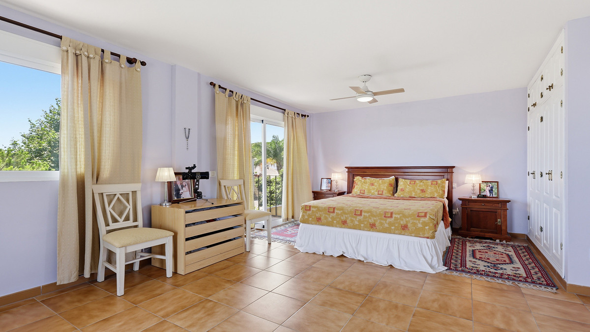 4 Bed Townhouse for sale in Manilva Costa Del Sol, Málaga, Spain