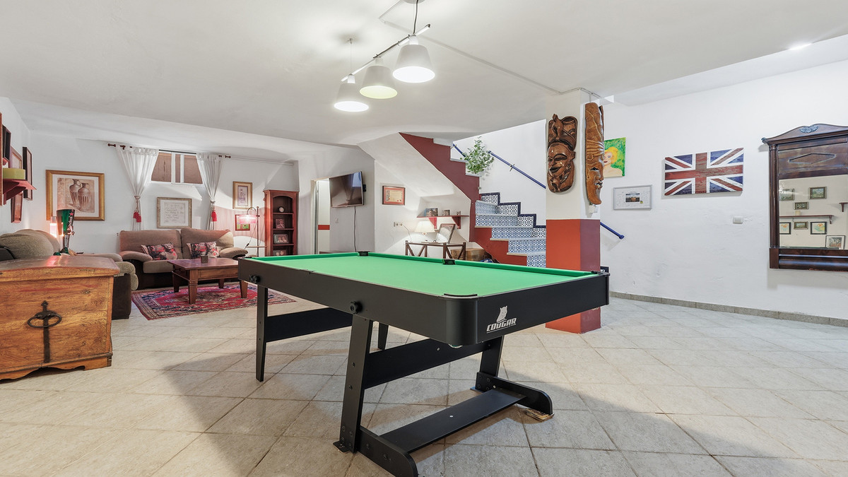 4 Bed Townhouse for sale in Manilva Costa Del Sol, Málaga, Spain