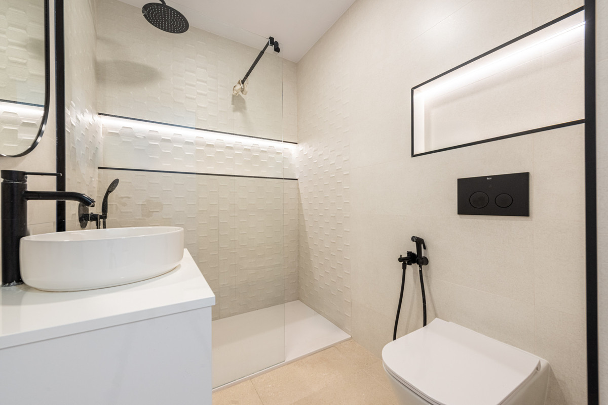 2 Bed Apartment for sale in La Cala De Mijas Costa Del Sol, Málaga, Spain